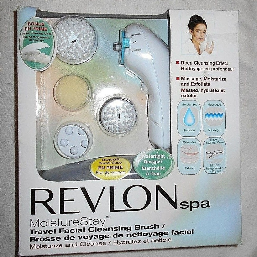 MoistureStay Travel Facial Cleaning Brush